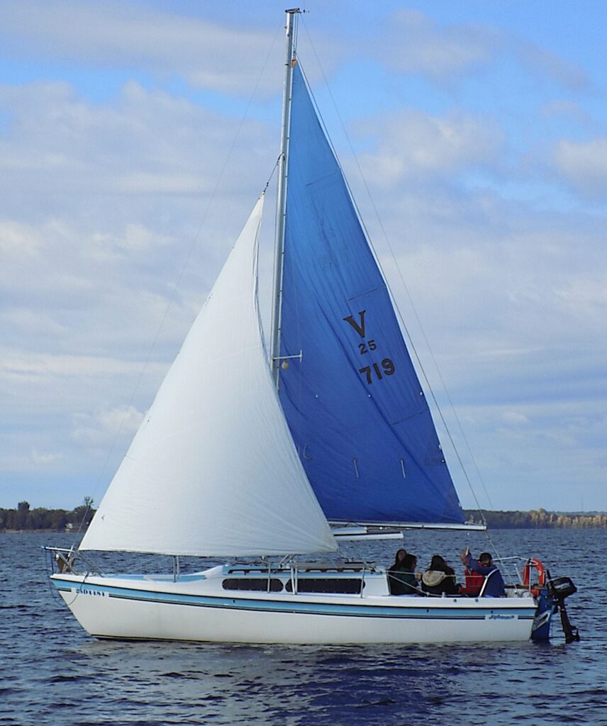 single on a sailboat